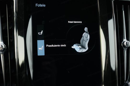 Volvo XC60 B4 B R-Design aut