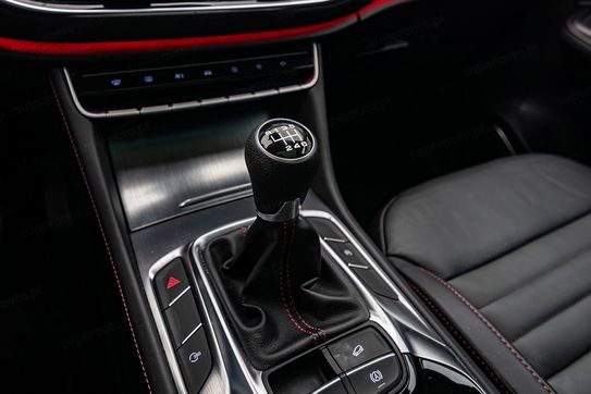 MG HS 1.5 T-GDI Exclusive