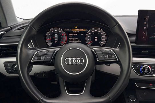 Audi A4 35 TFSI S Line