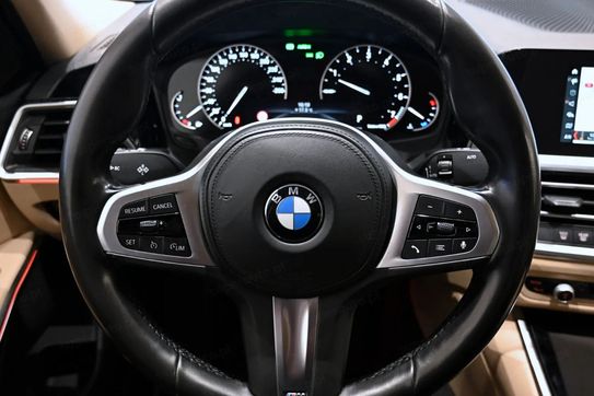 BMW Seria 3 320i Sport Line aut