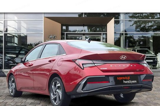 Hyundai Elantra 1.6 Executive CVT
