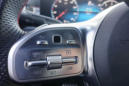 Mercedes CLA 200 AMG Line