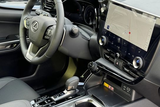 Lexus NX 350h Prestige 2WD