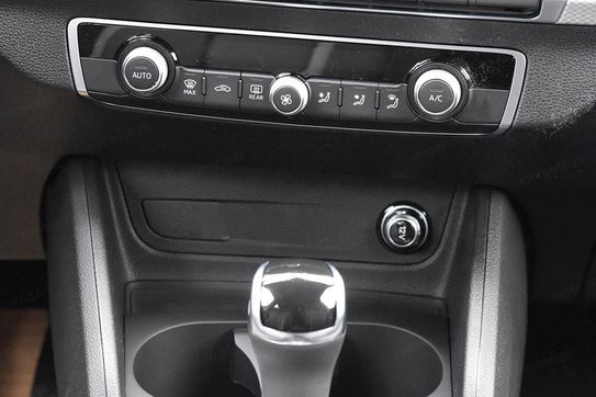 Audi Q2 35 TFSI S Line