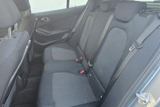 BMW Seria 1 118i Advantage