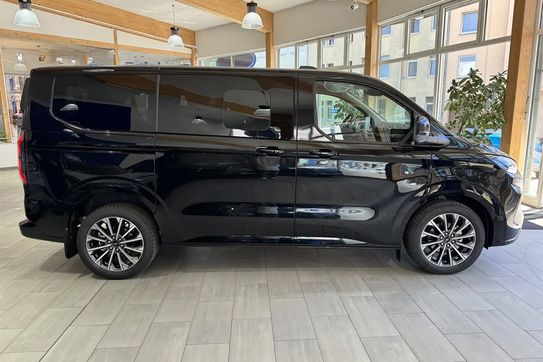 Ford Tourneo Custom L1H1 Titanium X 320 A8 AWD