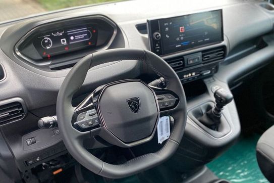 Peugeot Partner Van L2H1 Zabudowa Brygadowa
