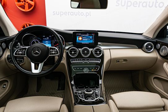 Mercedes Klasa C C 300 9G-TRONIC