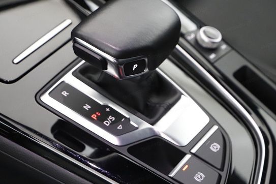 Audi A4 40 TDI mHEV S tronic