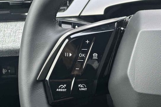 Peugeot 5008 Business 1.2 PureTech  e-DCS6  mHEV