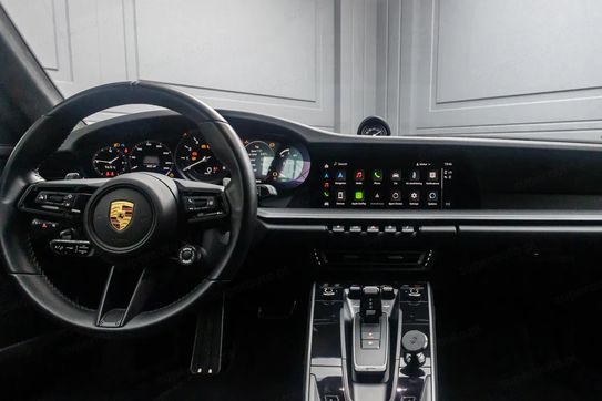 Porsche 911 Carrera 4 PDK