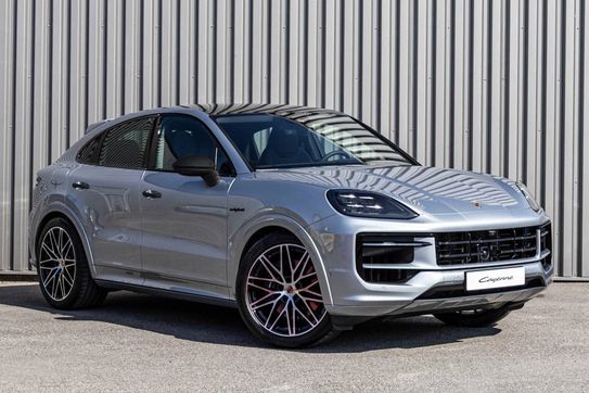 Porsche Cayenne Coupe S E-Hybrid Black Edition