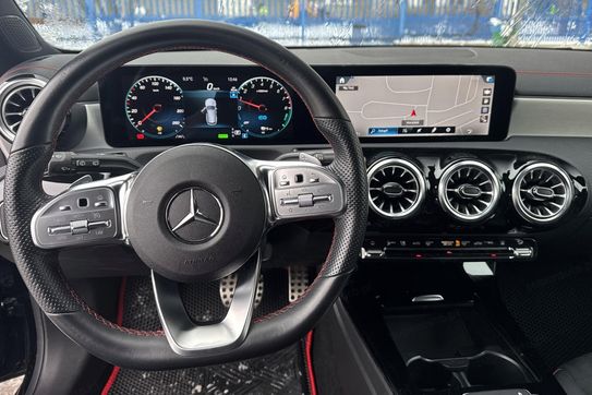 Mercedes CLA 250 e AMG Line 8G-DCT