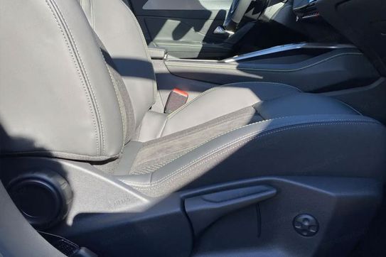 Peugeot 308 GT Exclusive S&S e-DCS6 1.2 mHEV