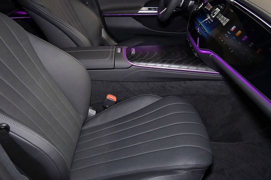 Mercedes Klasa E 200 4-Matic AMG