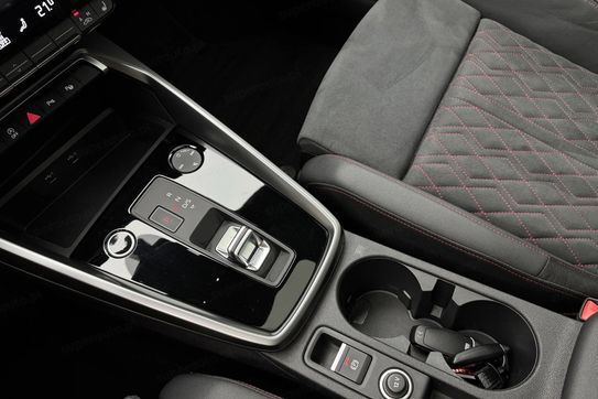 Audi A3 35 TFSI mHEV Advanced S tronic