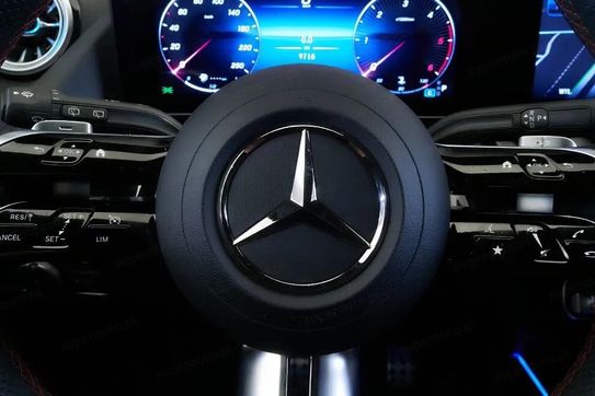 Mercedes GLA 200 d 4-Matic AMG Line 8G-DCT