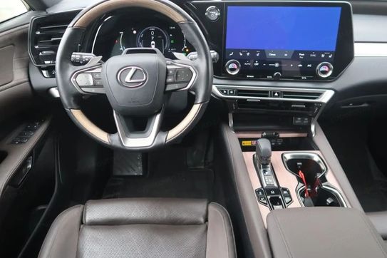Lexus RX 450h+ Omotenashi 2.5 Hybrid Plug-in