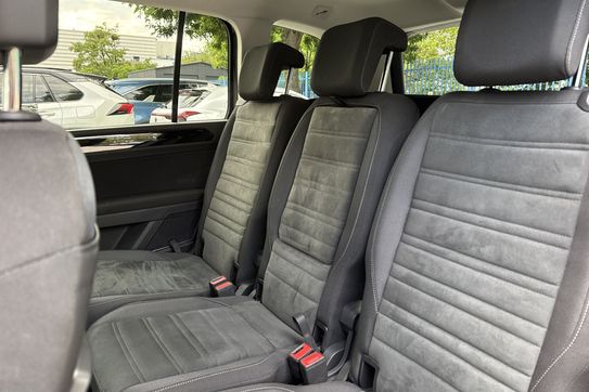 Volkswagen Touran Highline 1.5 TSI DSG