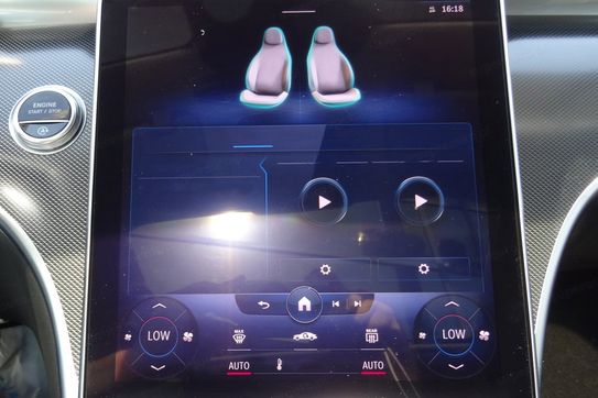 Mercedes Klasa C 300 de  4-Matic AMG