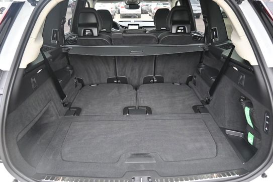 Volvo XC90 T8 AWD Plug-In Hybrid Ultra Dark 7os