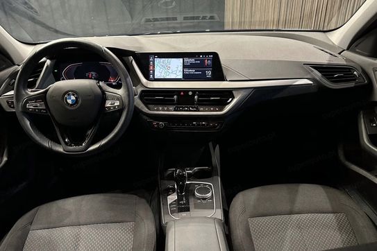 BMW Seria 1 118i Advantage aut