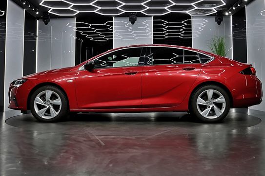 Opel Insignia 2.0 T GS Line