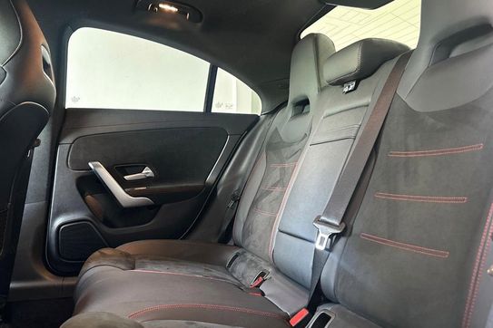 Mercedes CLA 200 AMG Line