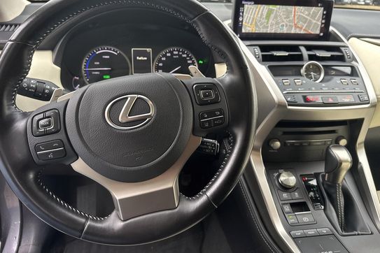 Lexus NX 300h F Impression AWD