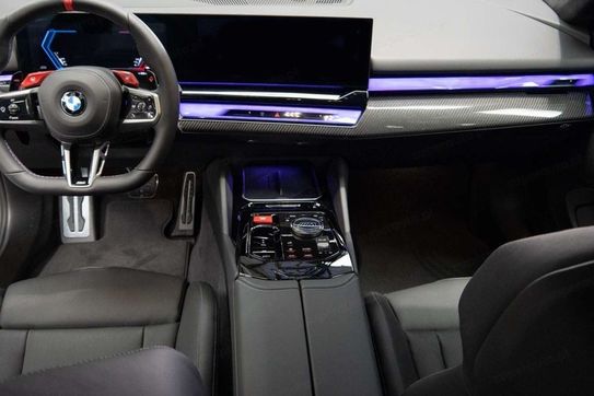BMW Seria 5 M5