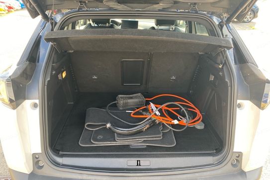 Peugeot 3008 GT 1.6 Hybrid e-EAT8 4x4