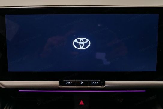 Toyota C-HR GR Sport 2.0 Hybrid Dynamic Force Plug-in