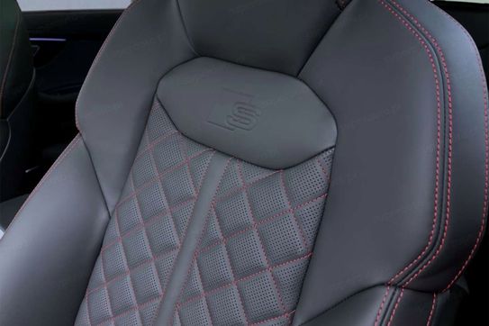 Audi Q7 50 TDI quattro S line