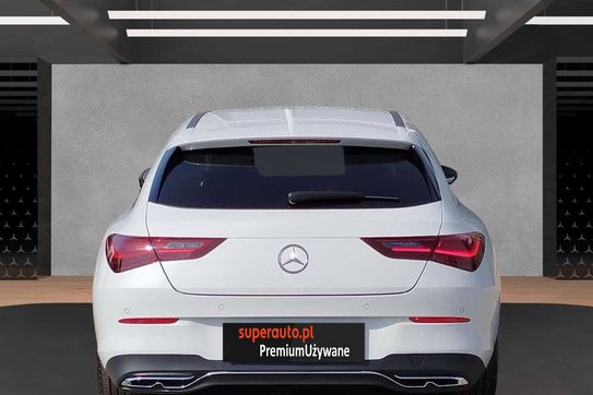 Mercedes CLA Shooting Brake 180