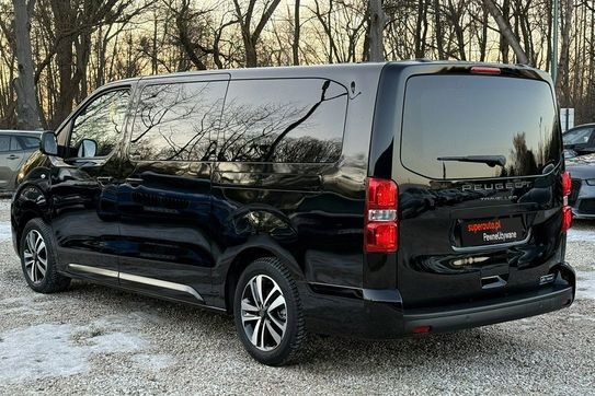 Peugeot Traveller Long L2H1 Business VIP EAT8