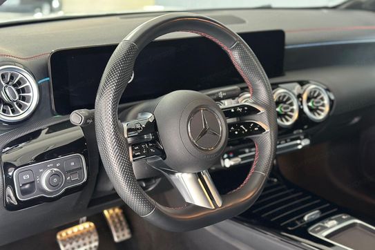 Mercedes CLA 200 d AMG Line Shooting Brake