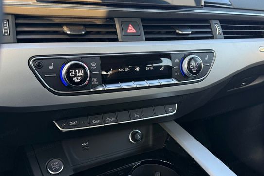 Audi A4 40 TDI mHEV quattro Advanced S tronic