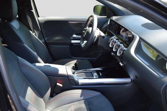 Mercedes GLA 200 AMG Line