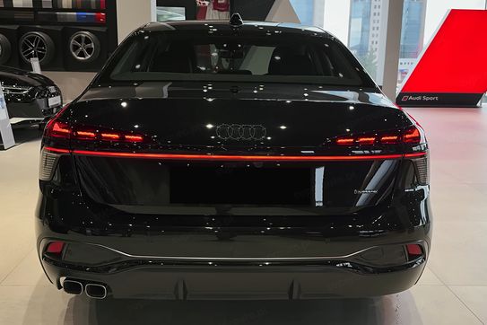 Audi A6 TDI quattro S line