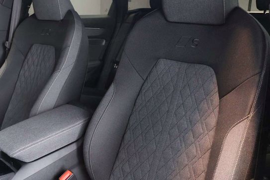 Audi A6 TDI quattro S line Avant