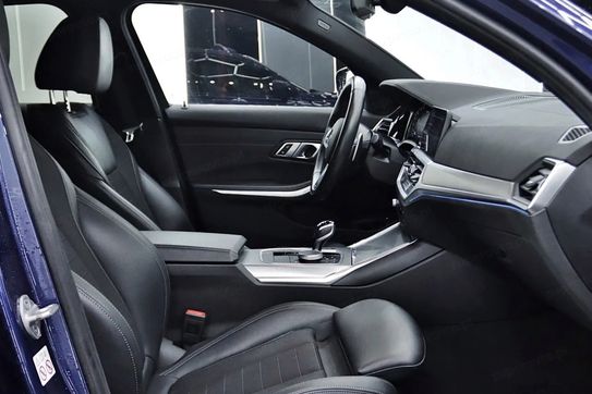 BMW Seria 3 330e Sport Line aut