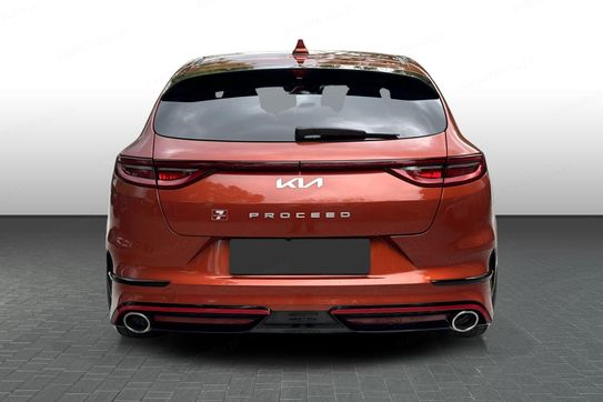 Kia ProCeed GT  1.6 T-GDI DCT
