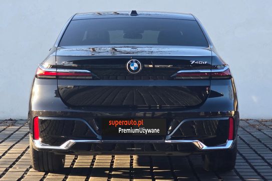 BMW Seria 7 740d xDrive M Sport