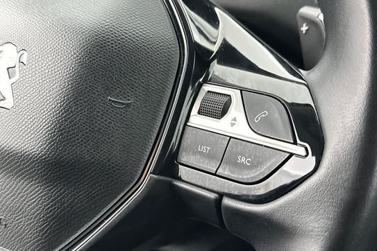 Peugeot 3008 Allure Pack 1.6 Hybrid e-EAT8 4x4