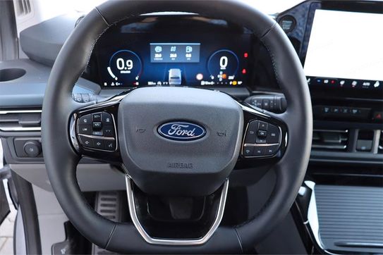 Ford Tourneo Custom 320 L2H1 Active A8 AWD