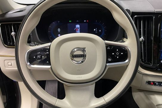 Volvo XC60 B4 B Momentum Pro