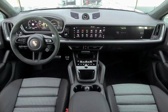 Porsche Cayenne Coupe S