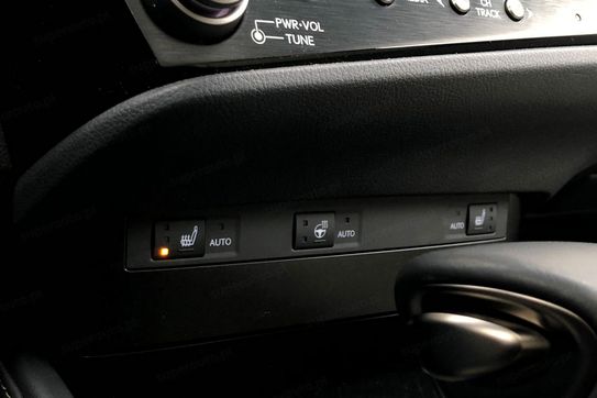 Lexus ES 300h F Sport Design