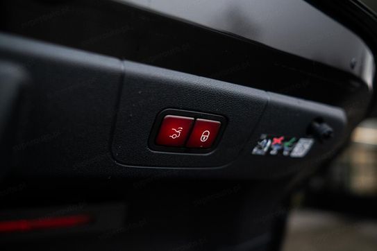 Mercedes CLA 200 mHEV 8G-DCT