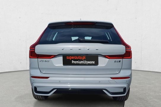 Volvo XC60 B5 B AWD Plus Dark aut